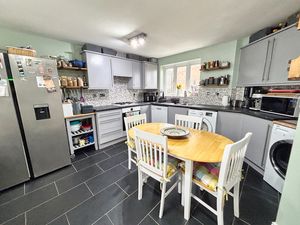 Photo 18- click for photo gallery